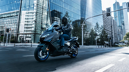 Мотоцикл Yamaha TMAX